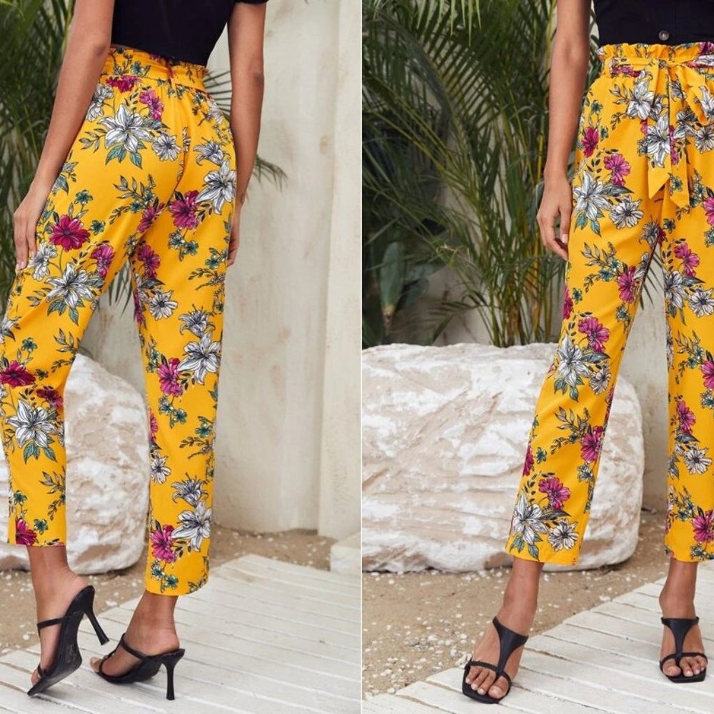 NEW!  Size 6 Paperbag Waist Self Belted Floral Pants